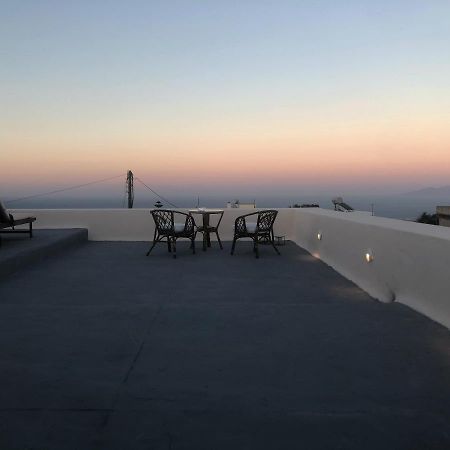 Amaryllis Suites Santorini Fira  Exterior photo