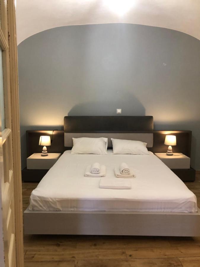 Amaryllis Suites Santorini Fira  Exterior photo