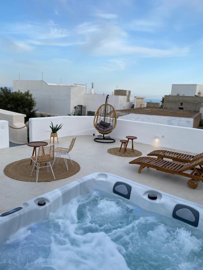 Amaryllis Suites Santorini Fira  Exterior photo