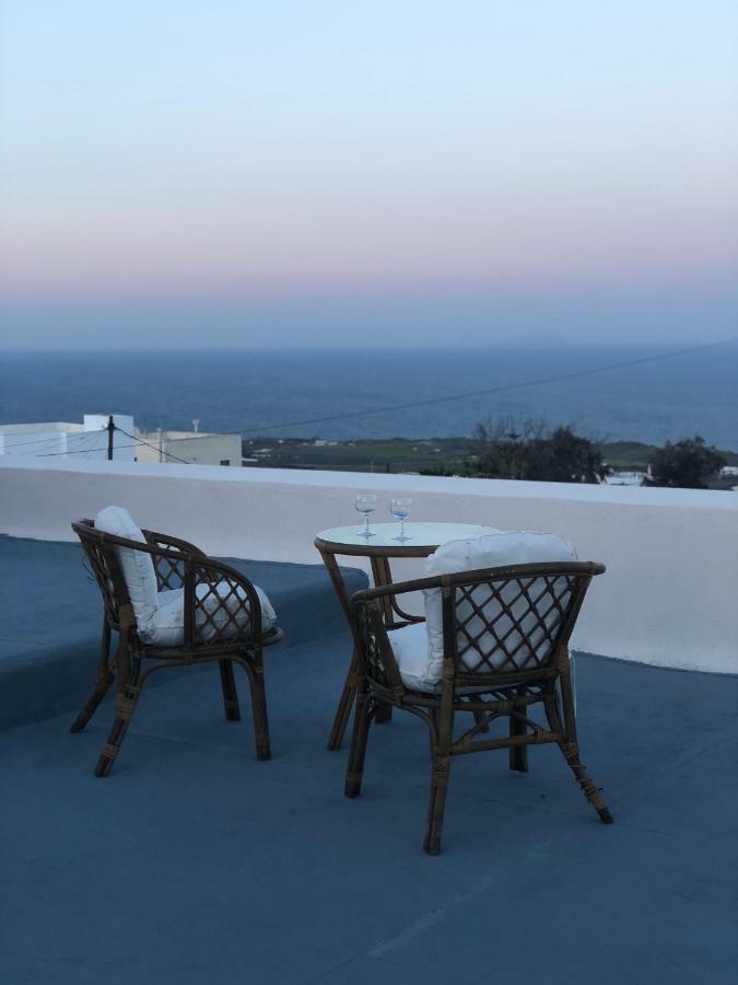 Amaryllis Suites Santorini Fira  Exterior photo