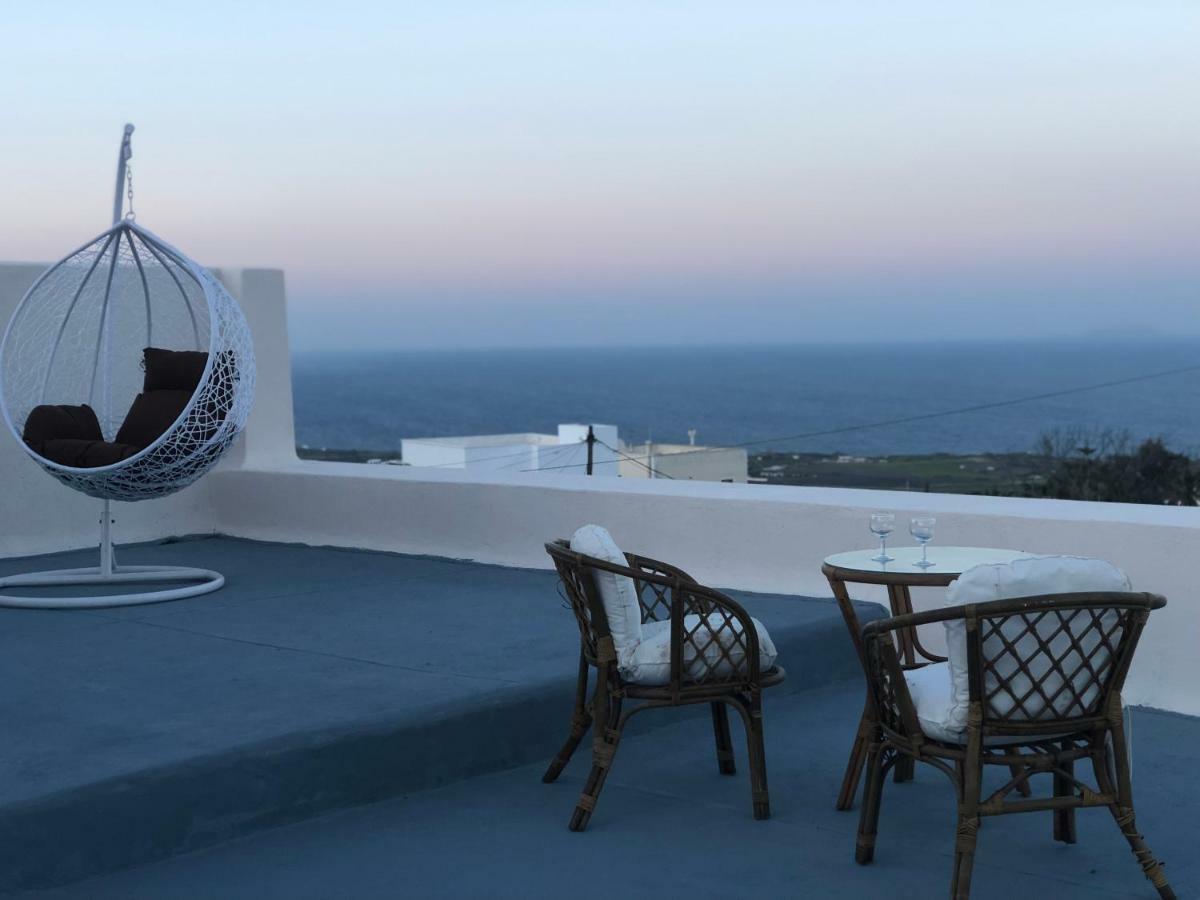 Amaryllis Suites Santorini Fira  Exterior photo