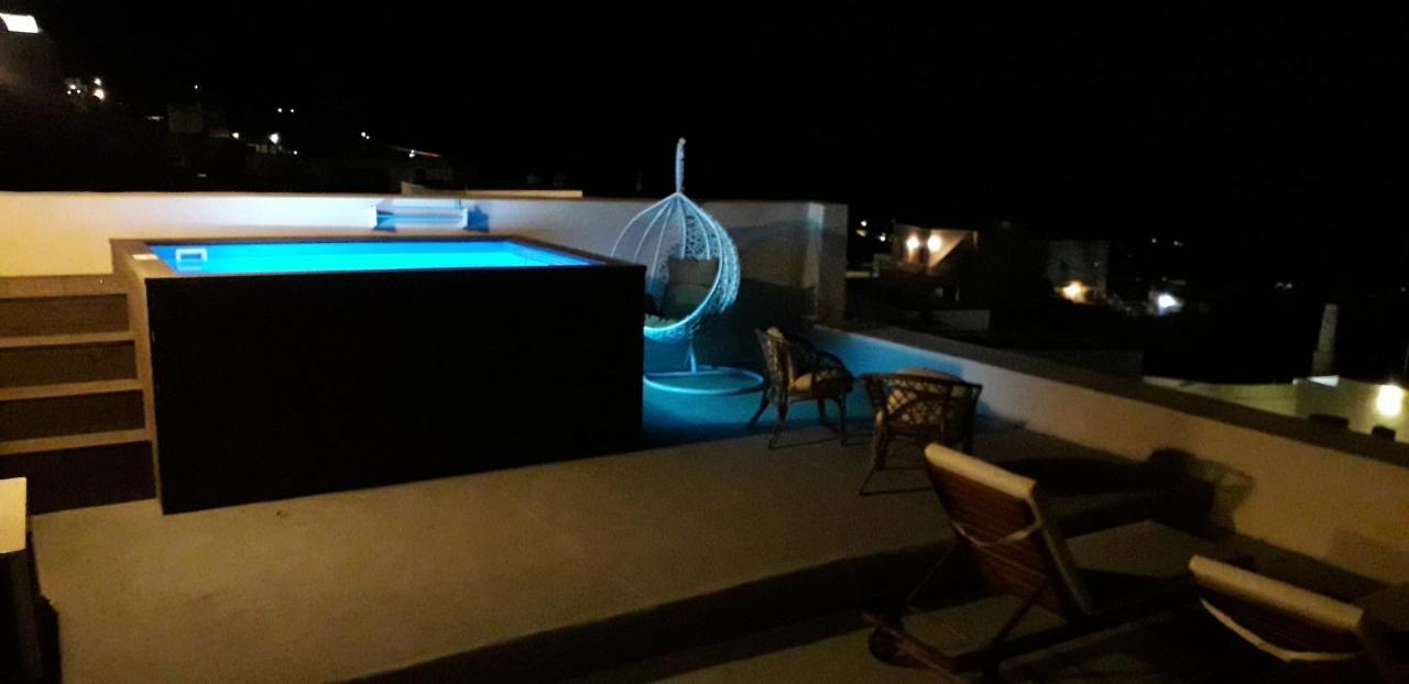 Amaryllis Suites Santorini Fira  Exterior photo